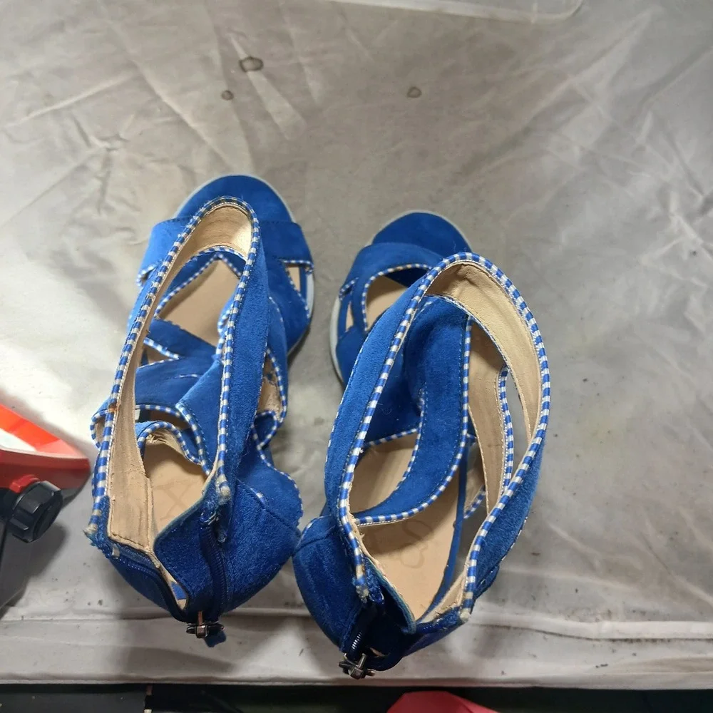 GX Gwen Stefani‎ Yori Sandals 9.5 Blue Cage Platform Stiletto Heels Edgy Zigzag
